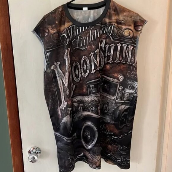 Sleeveless Shirt Bundle - Picture 3 of 4